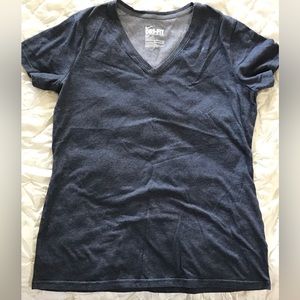 Nike Dri-Fit Slim Fit V-neck T in XL